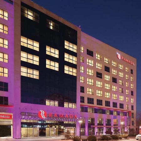 Hotel Ramada Πιτέστι Εξωτερικό φωτογραφία