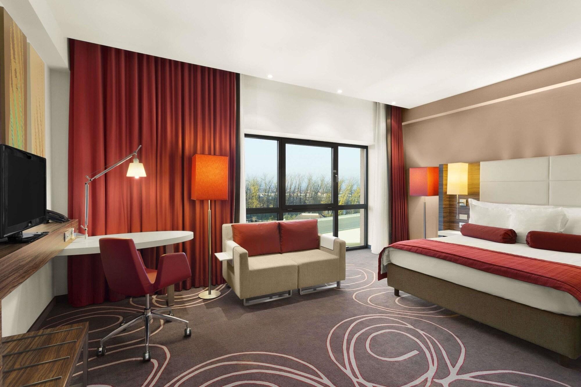 Hotel Ramada Πιτέστι Εξωτερικό φωτογραφία
