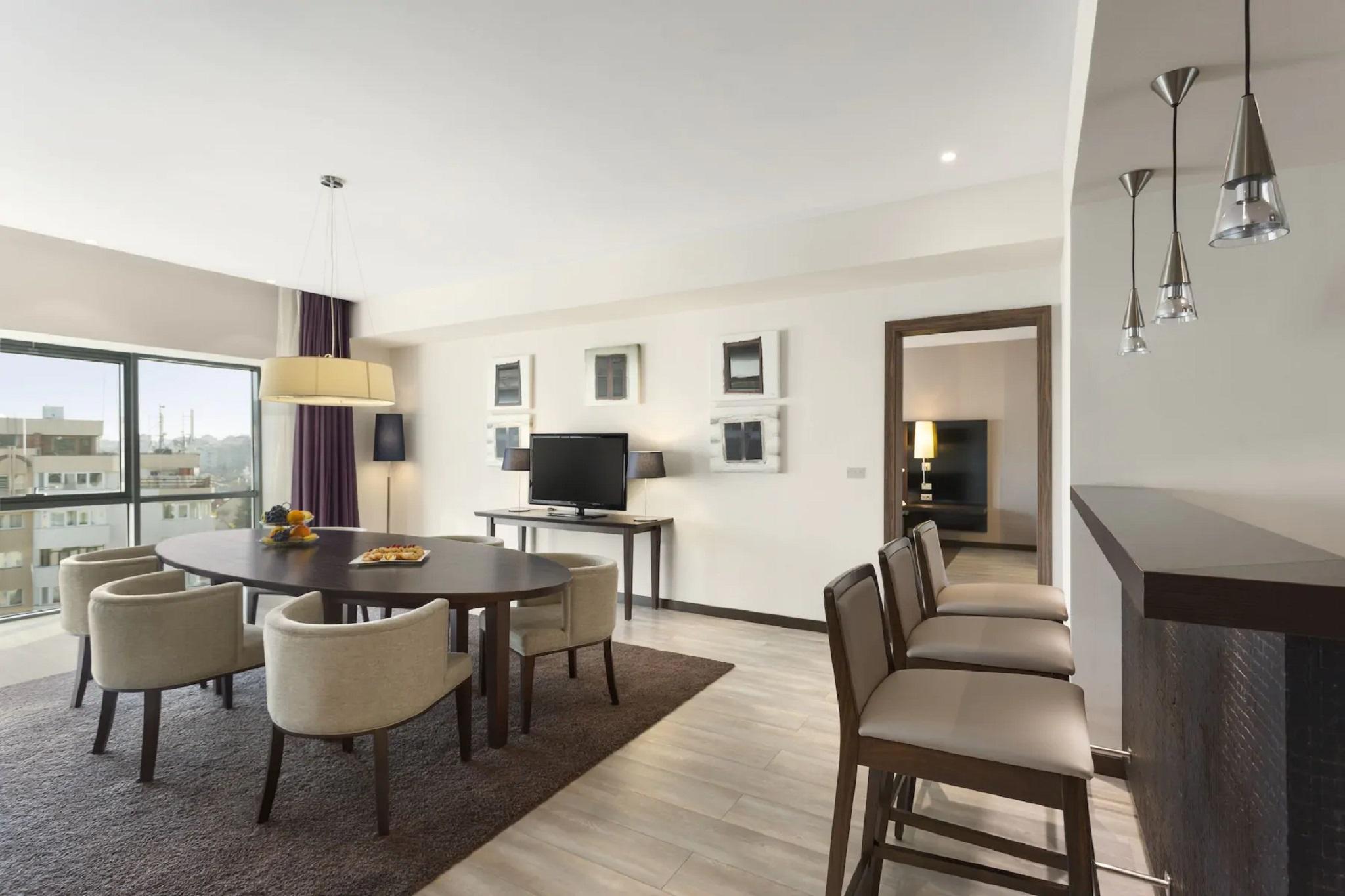 Hotel Ramada Πιτέστι Εξωτερικό φωτογραφία