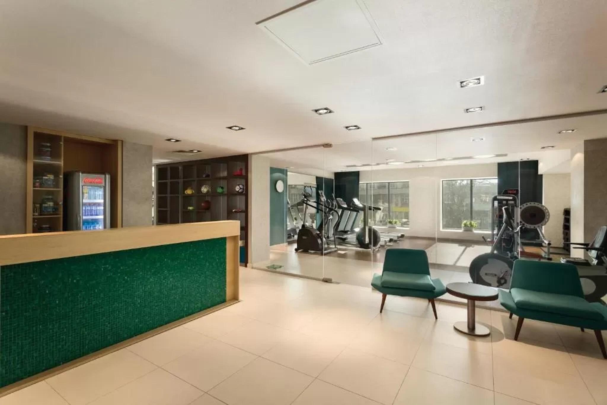 Hotel Ramada Πιτέστι Εξωτερικό φωτογραφία