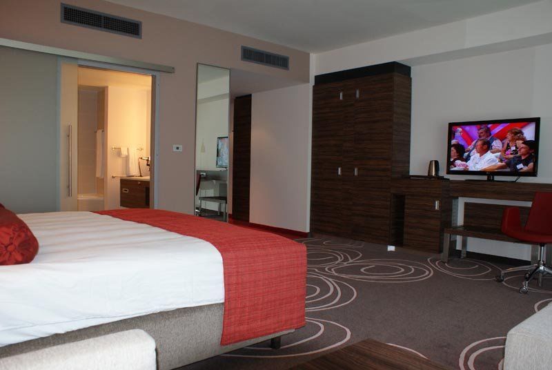 Hotel Ramada Πιτέστι Εξωτερικό φωτογραφία